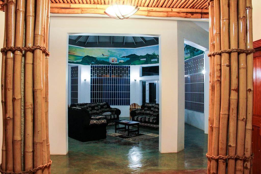 Ferienhaus Sunshine Lodge: Your Away From