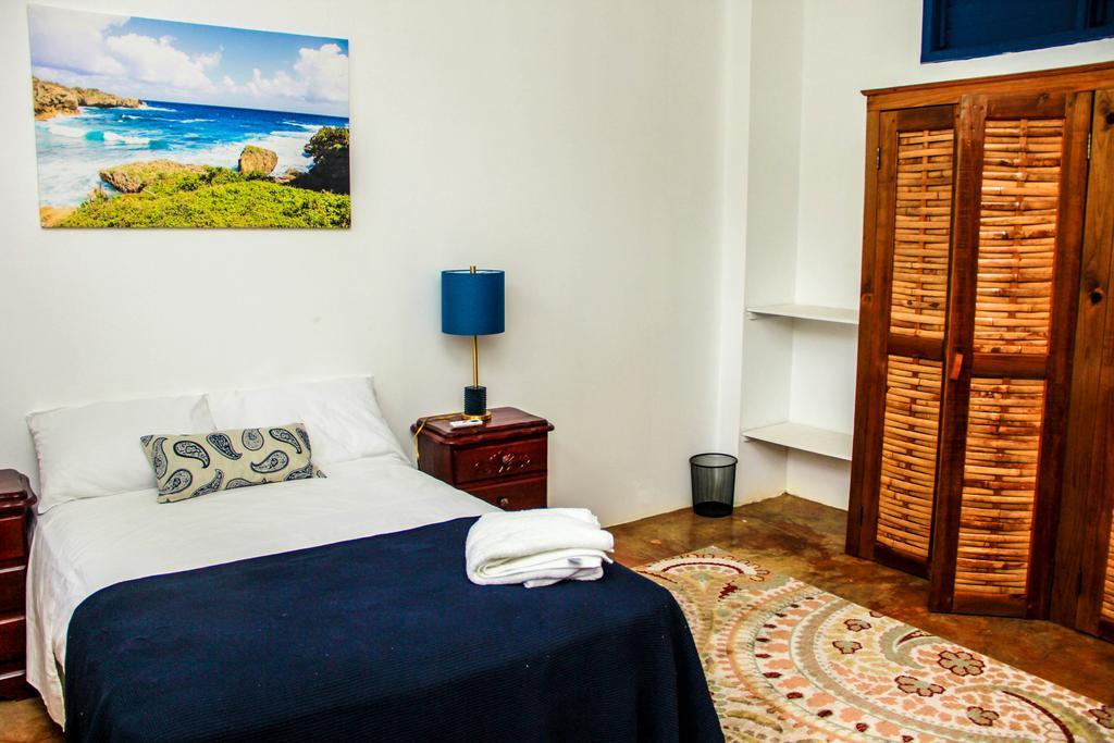 Ferienhaus Sunshine Lodge: Your Away From *